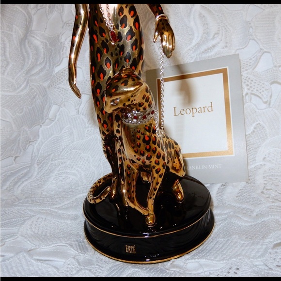Erte’ Leopard Sculpture Franklin Mint Servenarts. Swarovski Crystals 9 1/2” Tall - Picture 2 of 12